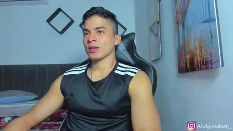 Snapshot of andy_walker_ chatting on 03.10.25 Andres online show from 03.10.25