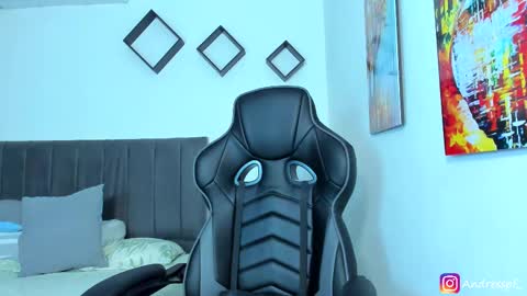 Snapshot of andy_walker_ chatting on 09.19.25 Andres online show from 09.19.25