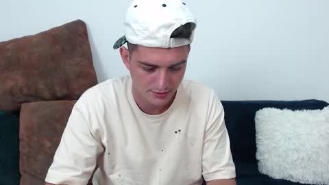 Snapshot of andyfame1 chatting on 11.04.25 Andy Fame online show from 11.04.25