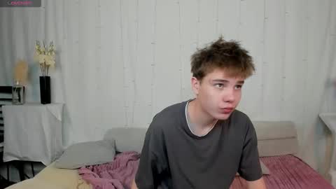 Snapshot of andyjey_ chatting on 11.14.25 Mandy and Andy online show from 11.14.25