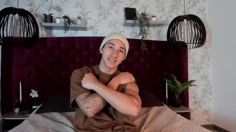 Andy Joy  online show from 11.18.25