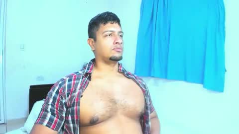 Snapshot of andylemonda chatting on 12.17.25 andylemonda online show from 12.17.25