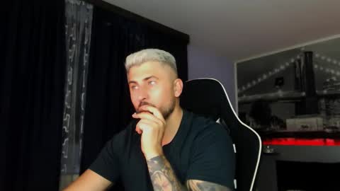 Snapshot of andysoul340 chatting on 11.28.25 Magic Andy online show from 11.28.25