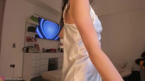 Snapshot of anelisse_ chatting on 10.30.25 online show from 10.30.25