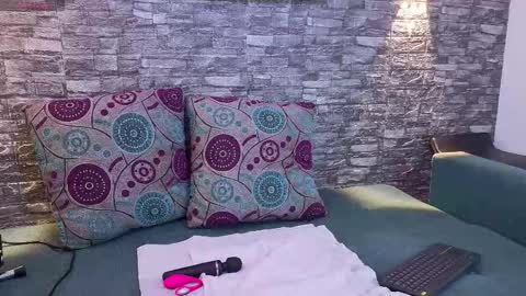 Snapshot of aneljones chatting on 02.11.26 Anell online show from 02.11.26