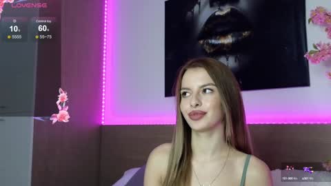 Snapshot of anexxblondie chatting on 12.04.24 Ane online show from 12.04.24