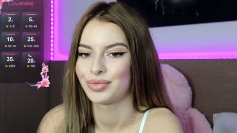 Snapshot of anexxblondie chatting on 12.09.24 Ane online show from 12.09.24