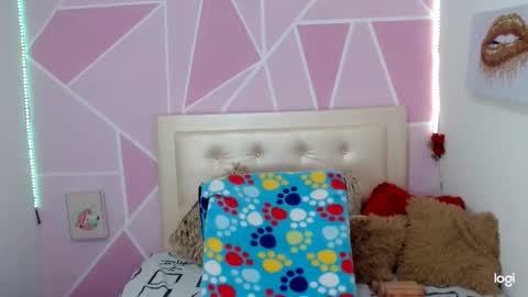 Snapshot of ange_drty chatting on 11.22.25 ange_drty online show from 11.22.25