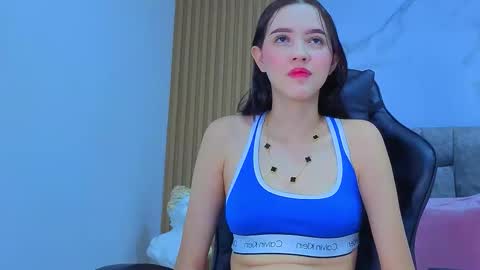 Snapshot of angel__kiss chatting on 11.11.25 angel__kiss online show from 11.11.25