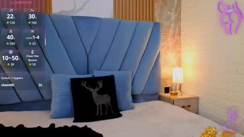 Snapshot of angel__red_ chatting on 09.21.25 angel__red_ online show from 09.21.25