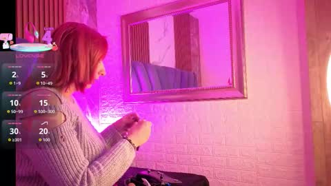 Snapshot of angel__red_ chatting on 11.09.25 angel__red_ online show from 11.09.25