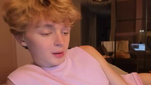 angel_andreww online show from 04.29.26