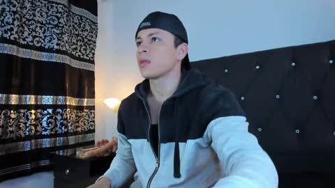 Snapshot of angel_cuervo chatting on 01.18.25 Angel Cuervo online show from 01.18.25