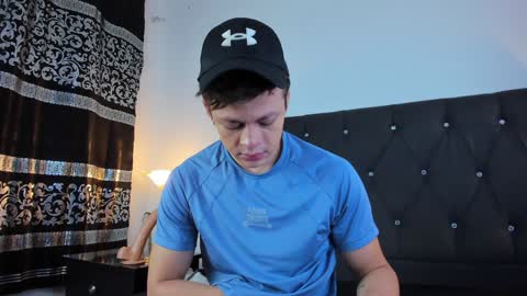 Snapshot of angel_cuervo chatting on 01.21.25 Angel Cuervo online show from 01.21.25