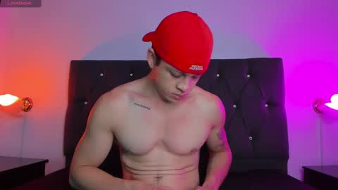 Snapshot of angel_cuervo chatting on 09.20.25 Angel Cuervo online show from 09.20.25