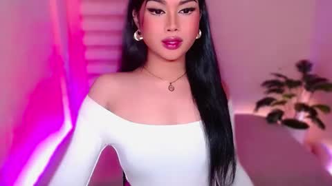 Angel online show from 05.19.26
