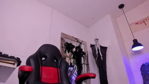 angel hardy online show from 10.21.25