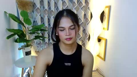 Snapshot of angel_indiguise chatting on 02.20.25 angela online show from 02.20.25