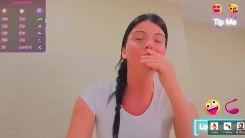 angel_ique online show from 04.03.26