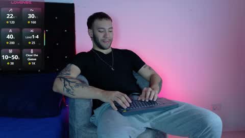Snapshot of angel_kyrozz chatting on 04.22.26 angel_kyrozz online show from 04.22.26