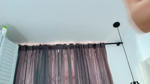 Nicolle  online show from 10.23.25