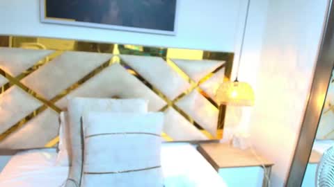 Nicolle  online show from 05.27.26
