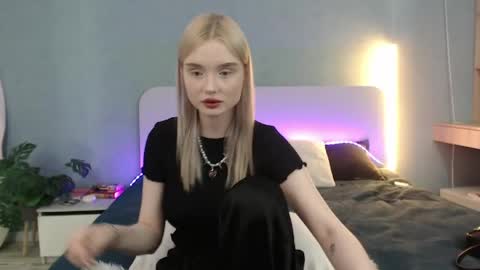 Angela online show from 05.06.26