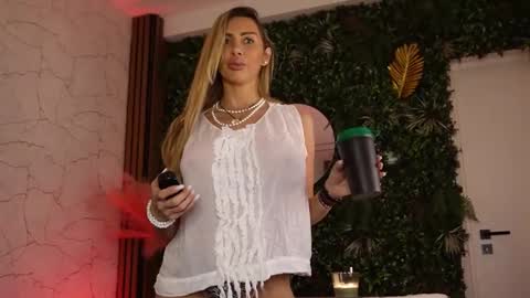 Anysia online show from 01.14.26