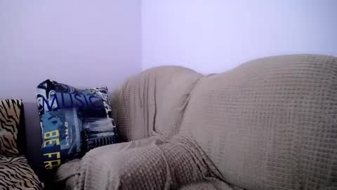 Snapshot of angel_zoe77 chatting on 12.18.24 Zoe online show from 12.18.24