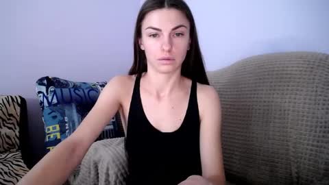 Snapshot of angel_zoe77 chatting on 12.19.24 Zoe online show from 12.19.24