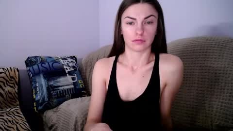 Snapshot of angel_zoe77 chatting on 12.25.24 Zoe online show from 12.25.24