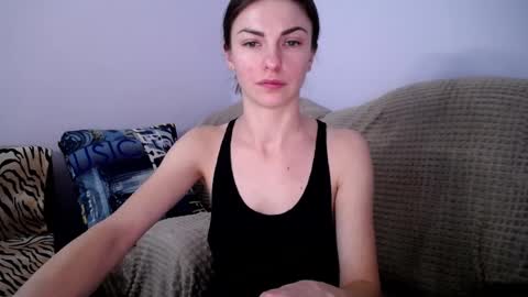 Snapshot of angel_zoe77 chatting on 12.28.24 Zoe online show from 12.28.24