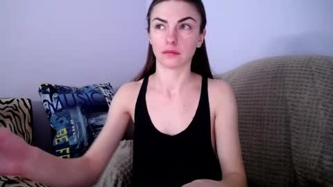Snapshot of angel_zoe77 chatting on 01.13.25 Zoe online show from 01.13.25