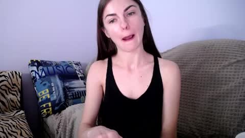 Snapshot of angel_zoe77 chatting on 01.22.25 Zoe online show from 01.22.25