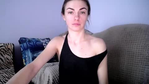 Snapshot of angel_zoe77 chatting on 03.03.25 Zoe online show from 03.03.25