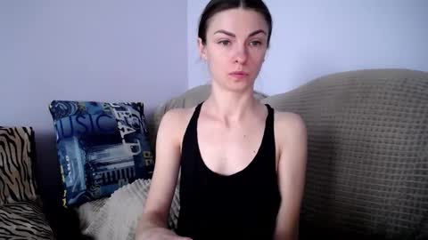 Snapshot of angel_zoe77 chatting on 10.16.25 Zoe online show from 10.16.25