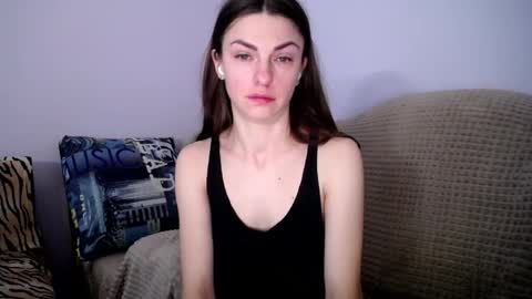 Snapshot of angel_zoe77 chatting on 11.08.25 Zoe online show from 11.08.25