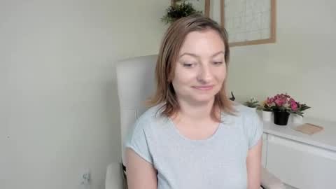 Angela online show from 09.17.25