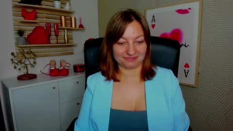 Snapshot of angela_samt chatting on 05.07.26 Angela online show from 05.07.26