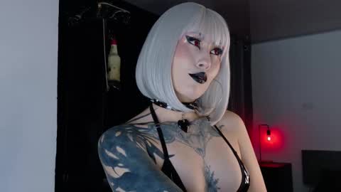 Angela help me reach 100 thumbs up online show from 10.09.25