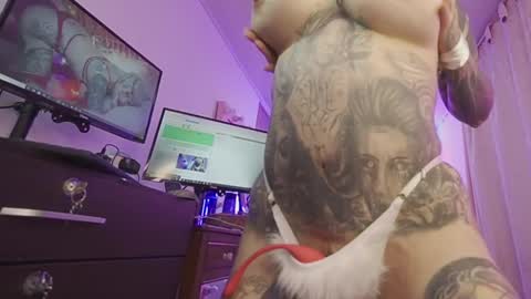 angelacianuro_ online show from 03.02.25