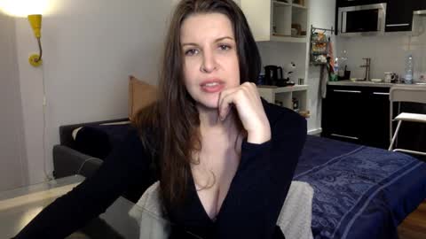 Angela online show from 09.25.25