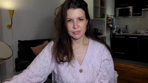 Angela online show from 11.24.25