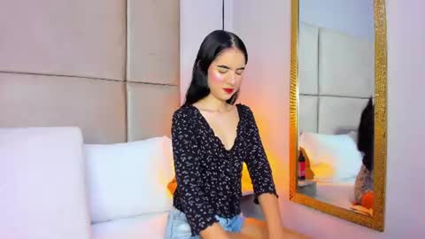 Snapshot of angelag_ chatting on 06.14.26 angelag_ online show from 06.14.26