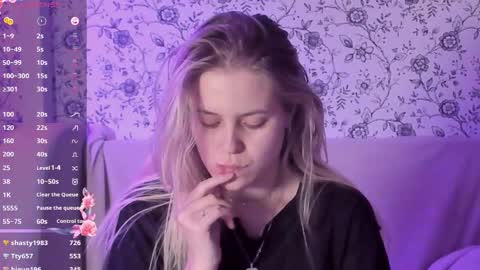 Darsi Anty online show from 12.21.25