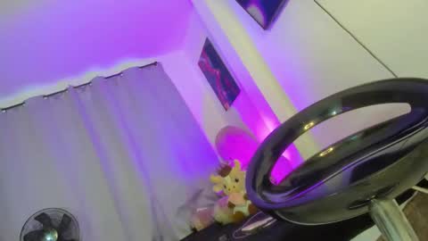 Snapshot of angelasantini chatting on 02.07.26 Angela online show from 02.07.26