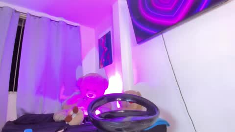 Snapshot of angelasantini chatting on 02.14.26 Angela online show from 02.14.26