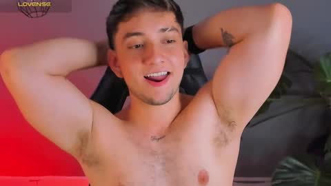 Snapshot of angelbell19 chatting on 01.06.25 angelbell19 online show from 01.06.25