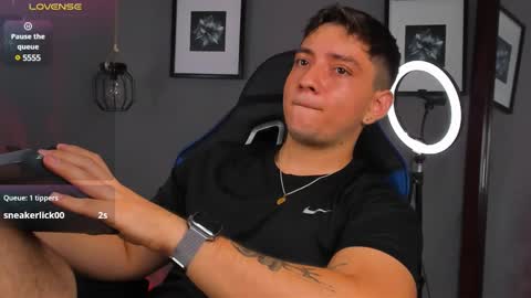 Snapshot of angelbell19 chatting on 02.13.25 angelbell19 online show from 02.13.25