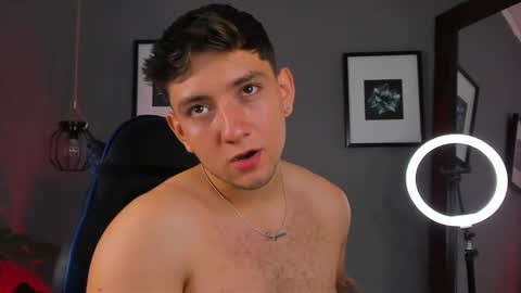 Snapshot of angelbell19 chatting on 03.12.25 angelbell19 online show from 03.12.25